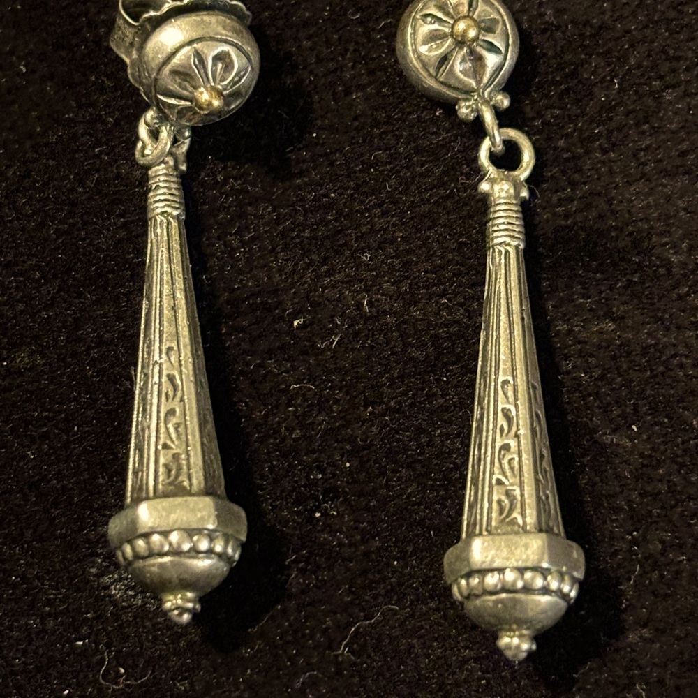 Konstantino Earrings Silver Drops with flecks of gold.